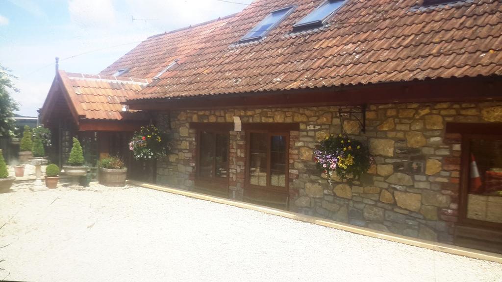 Bridge Farm Guesthouse Rooms Dundry Exterior photo